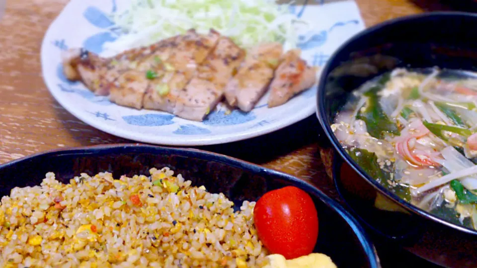 中華定食【鮭炒飯＊中華スープ＊豚の中華ステーキ】|プチテンよすさん