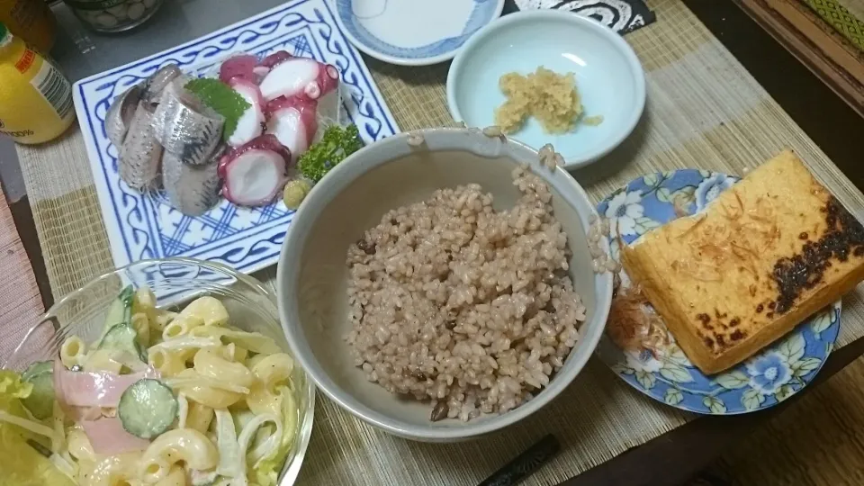 いわし＆タコの刺身＆マカロニサラダ＆厚揚げ|まぐろさん