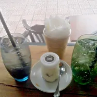 Soda strawberry and soda green apple ♪♪♪
Tiramisu cacao ♥♥♥|Hà Phươngさん