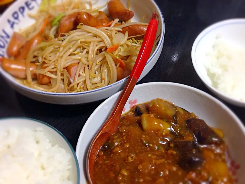 今日の晩ご飯は、麻婆茄子、ウインナーと野菜のポン酢炒め。|ゆえさん