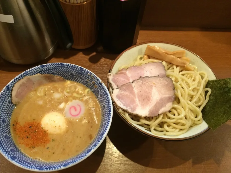 俺の麺  春道 特製つけ@新宿|rockiさん