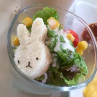 Snapdishの料理写真:うさぎのサラダ♪|千穂さん