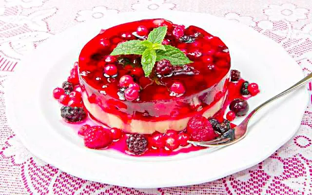 dessert #yummy #cake #pudding #strawberry|Meiliana Chenさん