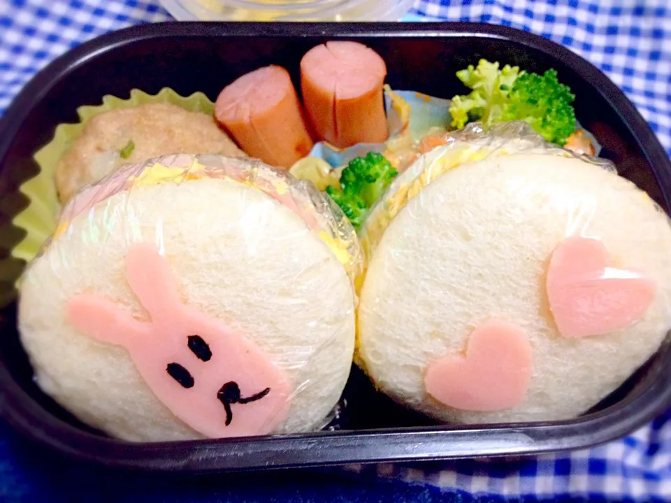 Snapdishの料理写真:次男☆弁当  大好きな卵サンド。|Sakura Minowaさん