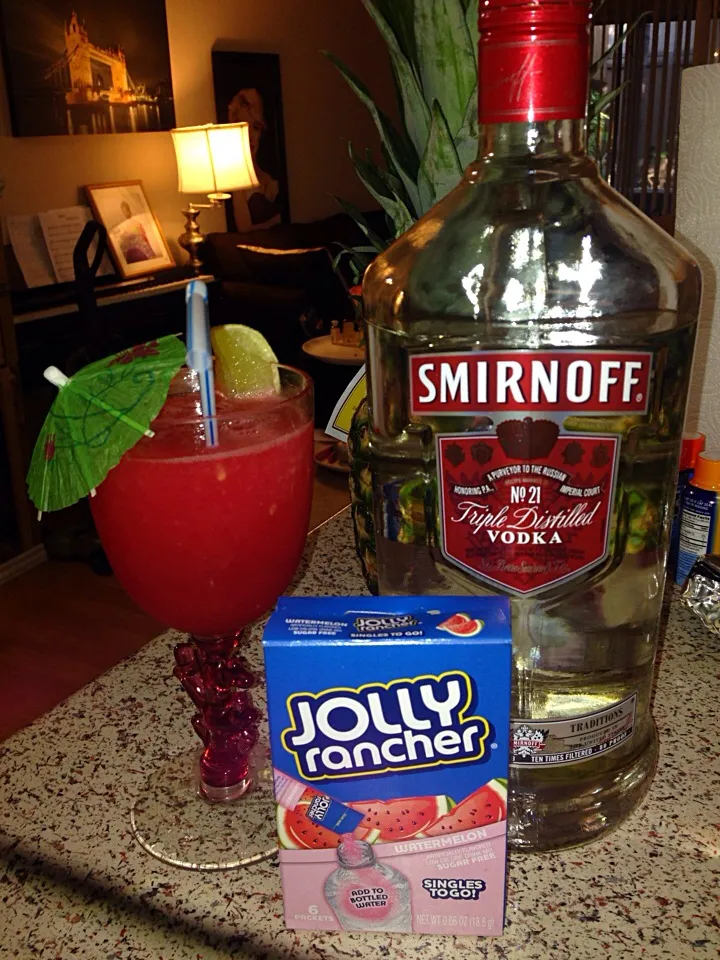 Watermelon and jolly rancher watermelon flavor Cocktail!|Kana Elisaさん