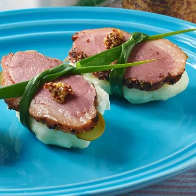 「オールドスタイル（種入り）210g【Greypoupon（グレープポン）】」を使ってみたSnapdishの料理・レシピ写真:パストラミのブシェット巻