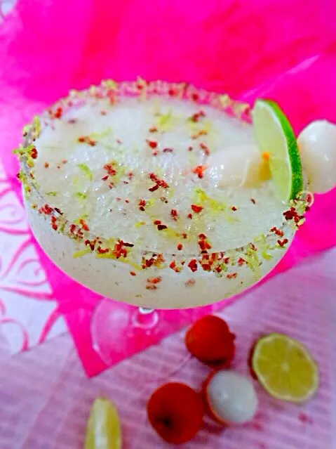 Snapdishの料理写真:Frozen Lychee Margarita|Mich Liowさん