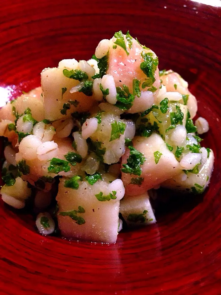 桃とパセリの押麦プチプラサラダ Boiled wheat salad with peach and parsley|ぞうさんのお台所さん