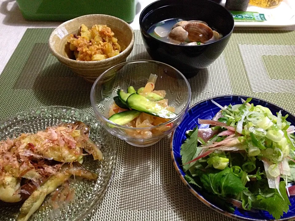 薬味で隠れた鰹たたき🐟|ユムユムさん