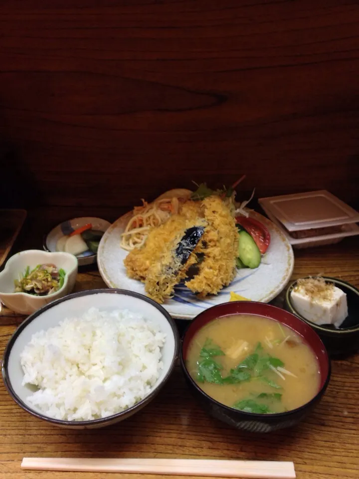 Snapdishの料理写真:串カツ魚フライ定食|PegaOさん