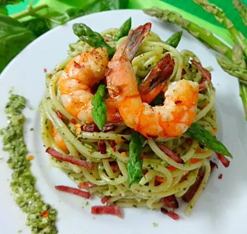 Shrimp Spaghetti and Asparagus Pesto|Mich Liowさん