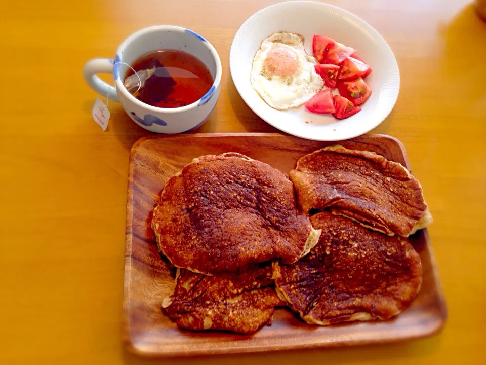 Snapdishの料理写真:Banana pancake breakfast|Kaori Kanekoさん