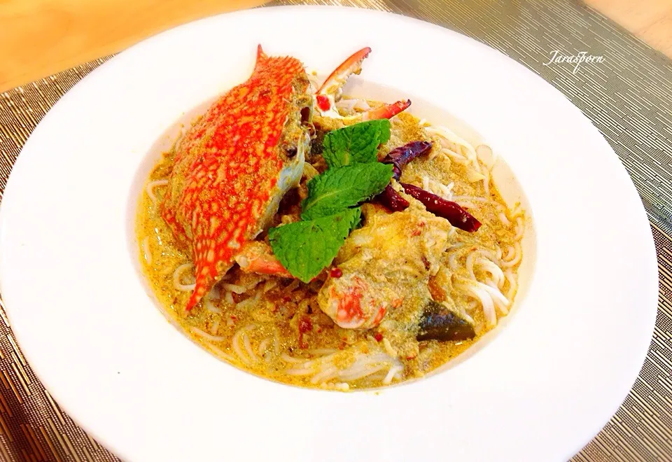 ขนมจีนน้ำยาปู : Thai vermicelli with Crab curry.|Jaraspornさん