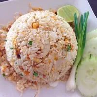 ข้าวผัดไข่ปู|Phakin  Treesinさん