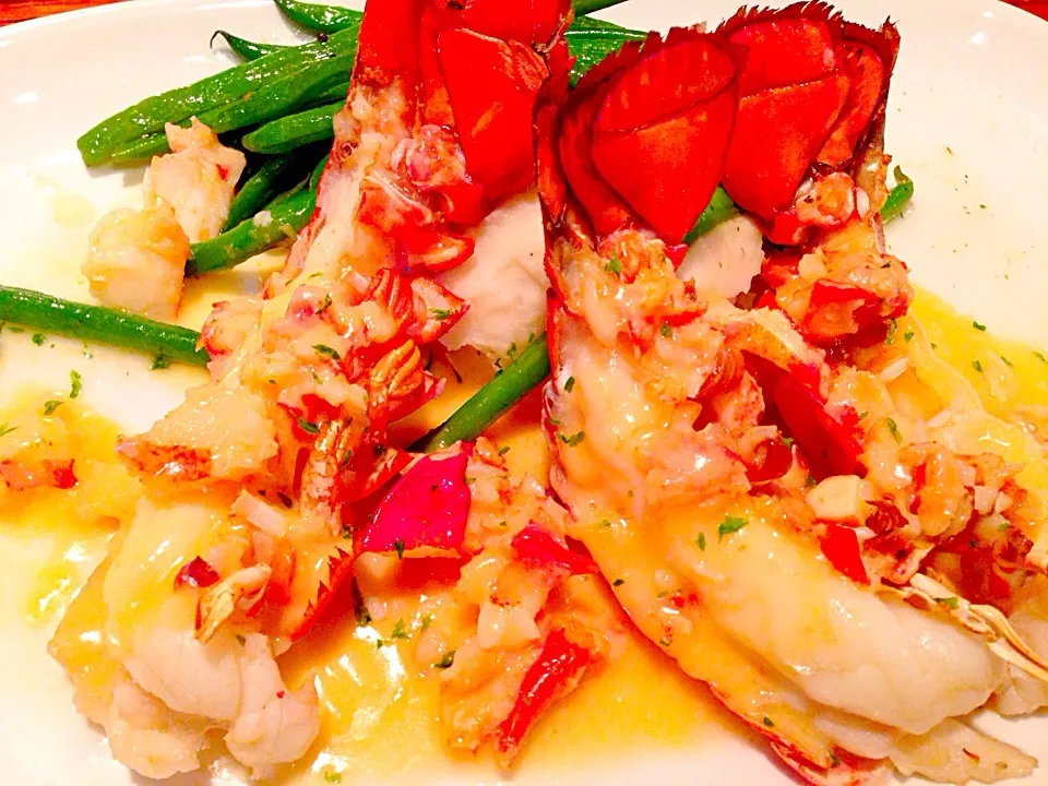 Lobster topped Maine lobster :)|Luna_Abm 💋さん