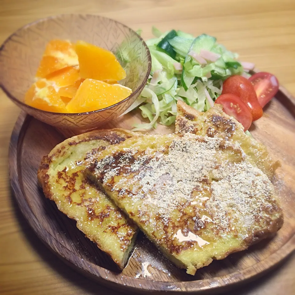 朝ごはん♡抹茶風味のパンでフレンチトースト☻|HLKさん