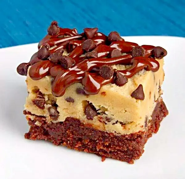 Chocolate Chip Cookie Dough Brownies|EriLorn foodtripさん