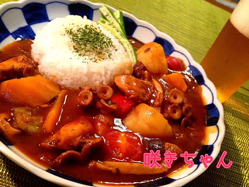 【時短で】やわらかタコ🐙とトマトのカレー|咲きちゃんさん