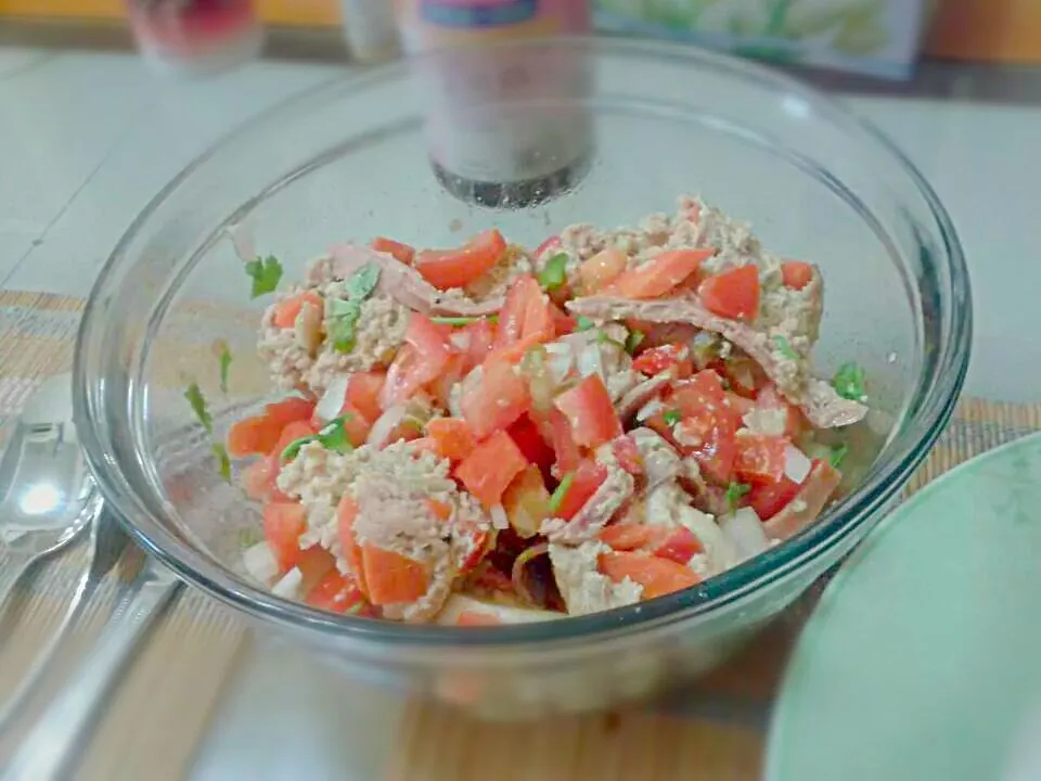 Homemade meatloaf in tomato salad|Yummy Mummyさん