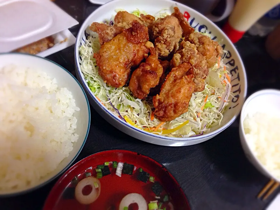 今日の晩ご飯は、福のからの唐揚げ2種、梅黒酢納豆、お吸い物。|ゆえさん