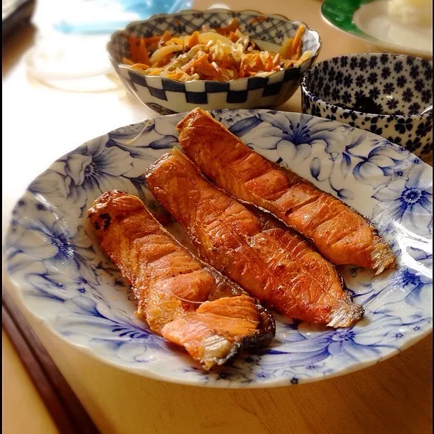 おはようございます。鮭と切り干し大根で朝ごはん|Mi.さん