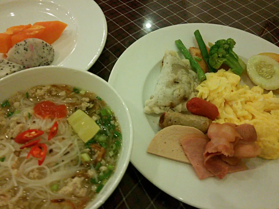 Breakfast @Asian Hotel, Ho Chi Minh City (^з^)-☆|quitaさん