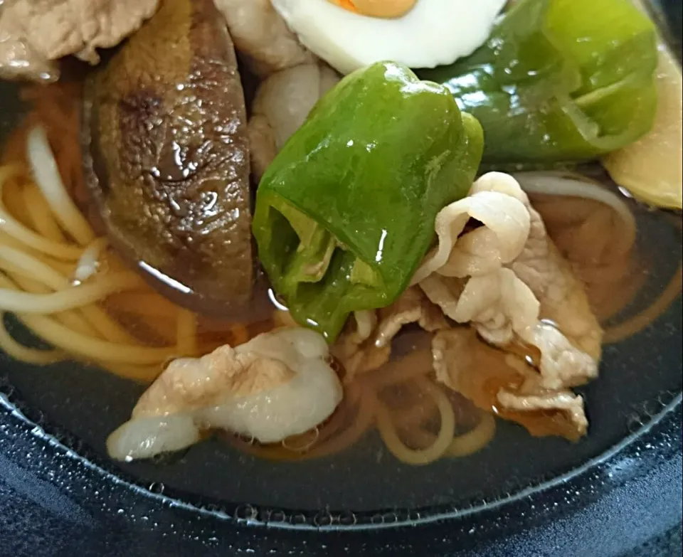 お昼は半田麺のにゅうめん。つゆは鰹だしに砂糖、味醂、薄口醤油。|mattさん