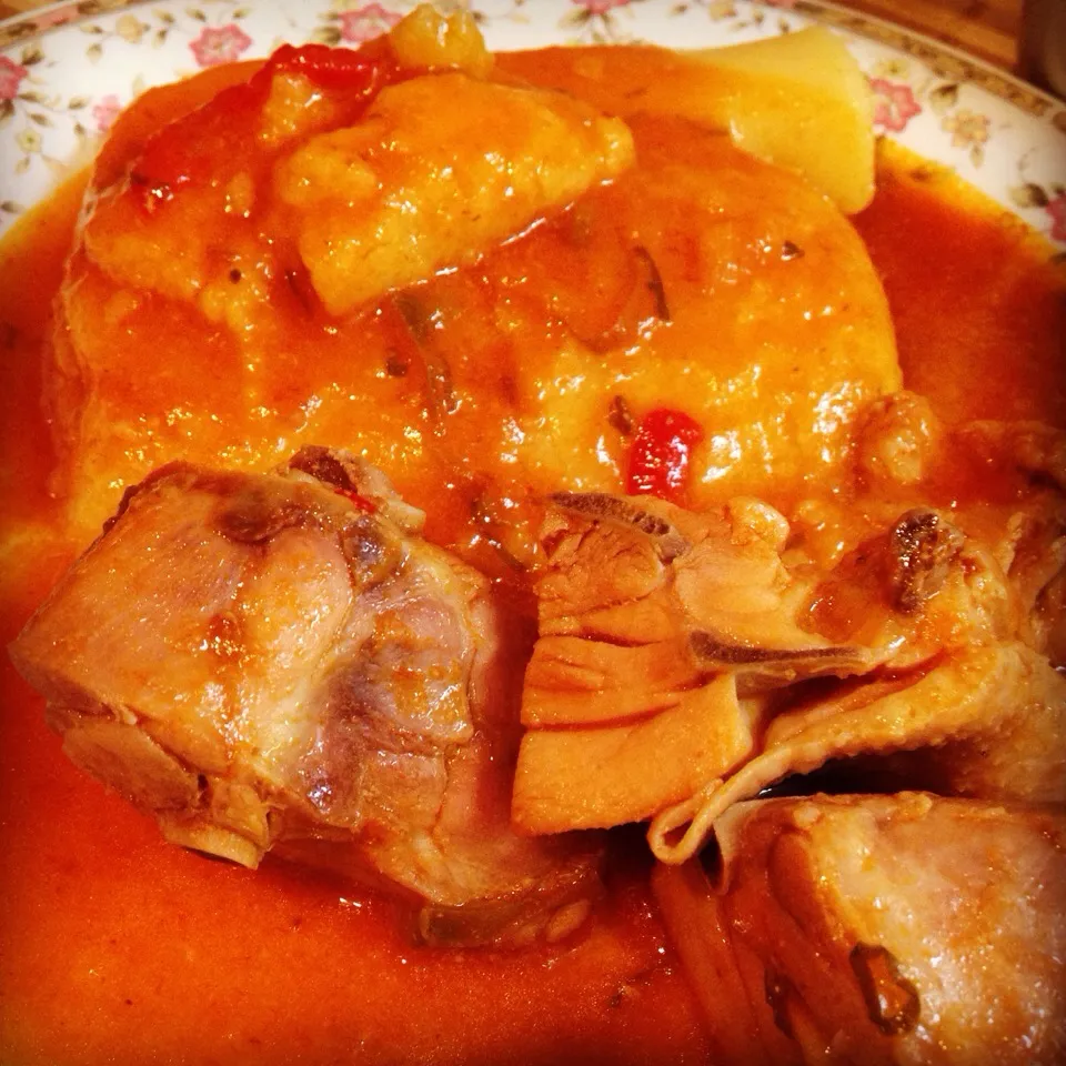 Polentinha com Frango ao Molho de Tomate|Mine Fernandoさん