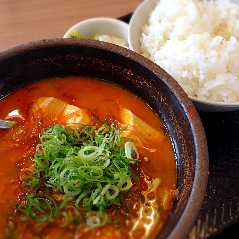 京都「韓丼」カルビ丼とスン豆腐の専門店|ヨッチャンさん