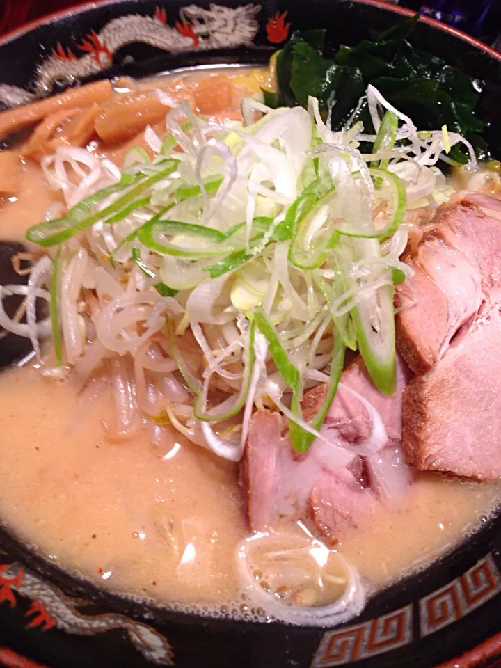 北海道らーめんひむろの味噌ラーメン|酩酊親父さん