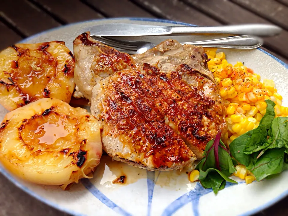 Snapdishの料理写真:Grilled pork-rib chop, fresh corn, w/grilled Yamanashi peach.|Josh Fieldsさん