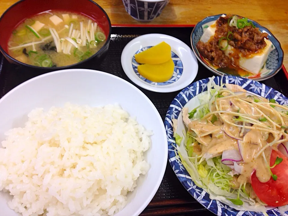 豚しゃぶサラダと肉豆腐(^O^)／|すかラインさん