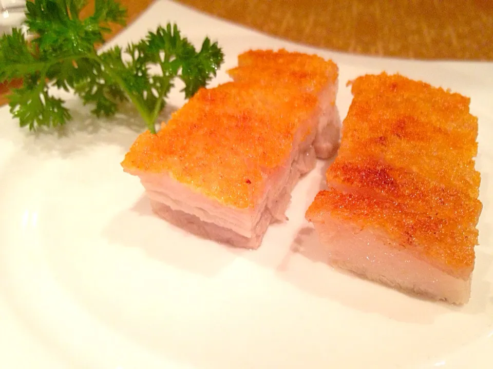 Fried belly pork|Obeoom Jumsai Na Ayudhyaさん