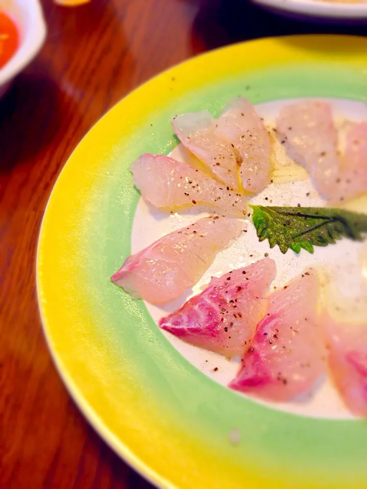 鯛のカルパッチョ🍴|しのてらさん