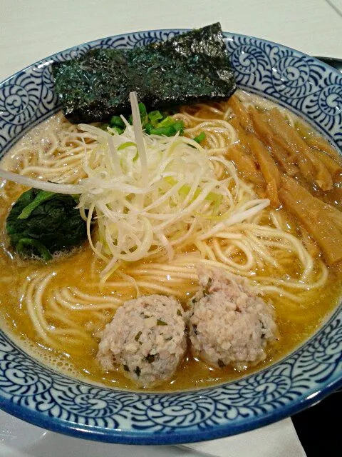 濃厚魚介拉麺(平日中盛り無料)|木口ちゃんさん