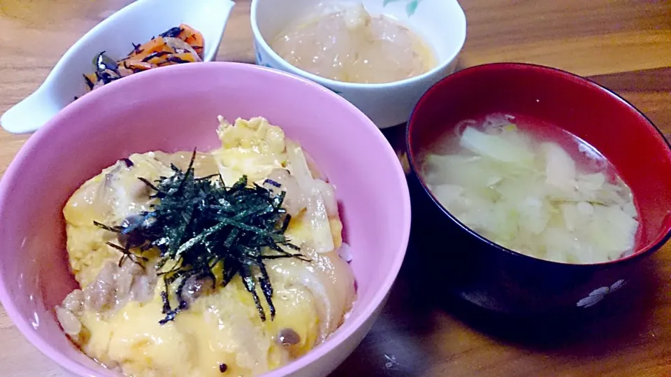 親子丼☆ところてん☆ひじきの煮物☆お味噌汁♪|みんさん