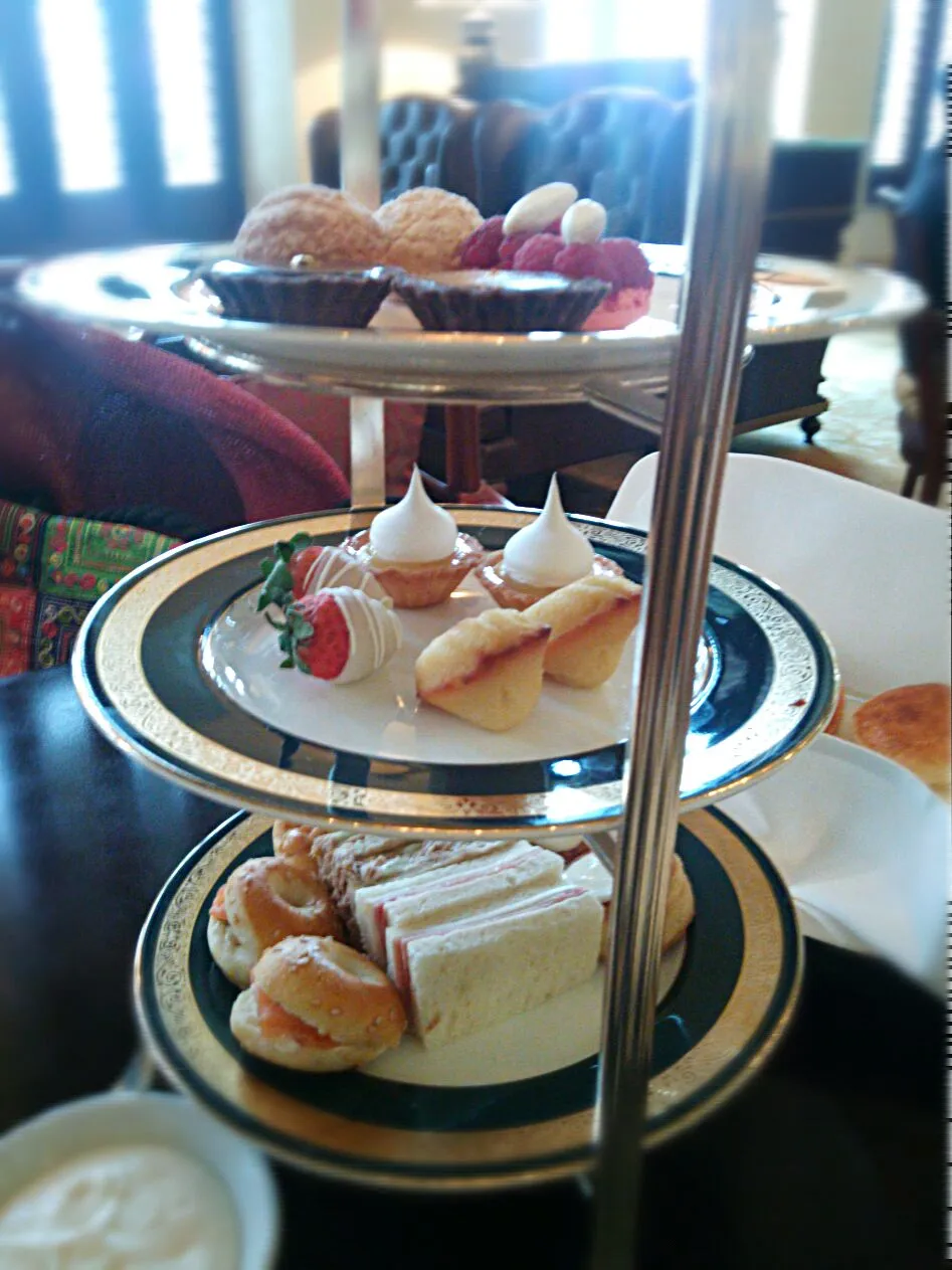 Snapdishの料理写真:Afternoon Tea @ Park Hyatt Saigon(^^)|quitaさん