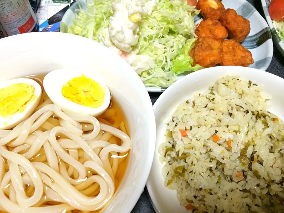 冷しうどん、高菜ピラフ、ポテトサラダ、キャベツ、チーズin唐揚げ。|ms903さん