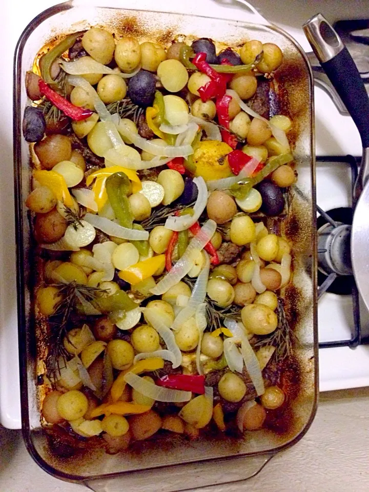 One pot steak and potatoes (Before)|Dina Beeさん