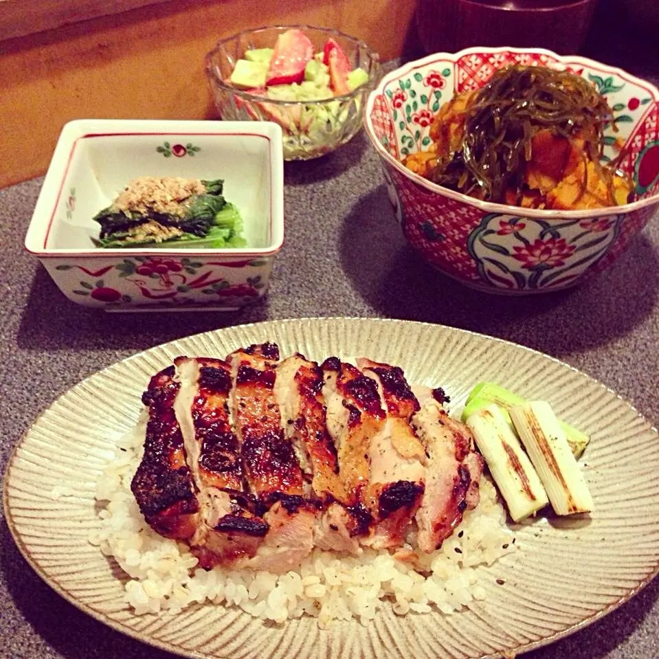 きじ焼き丼、かぼちゃとすき昆布煮、ほうれん草おひたし|fusproutさん