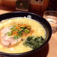 Snapdishの料理写真:ひるがお とろり白湯塩らーめん|jolkeeさん