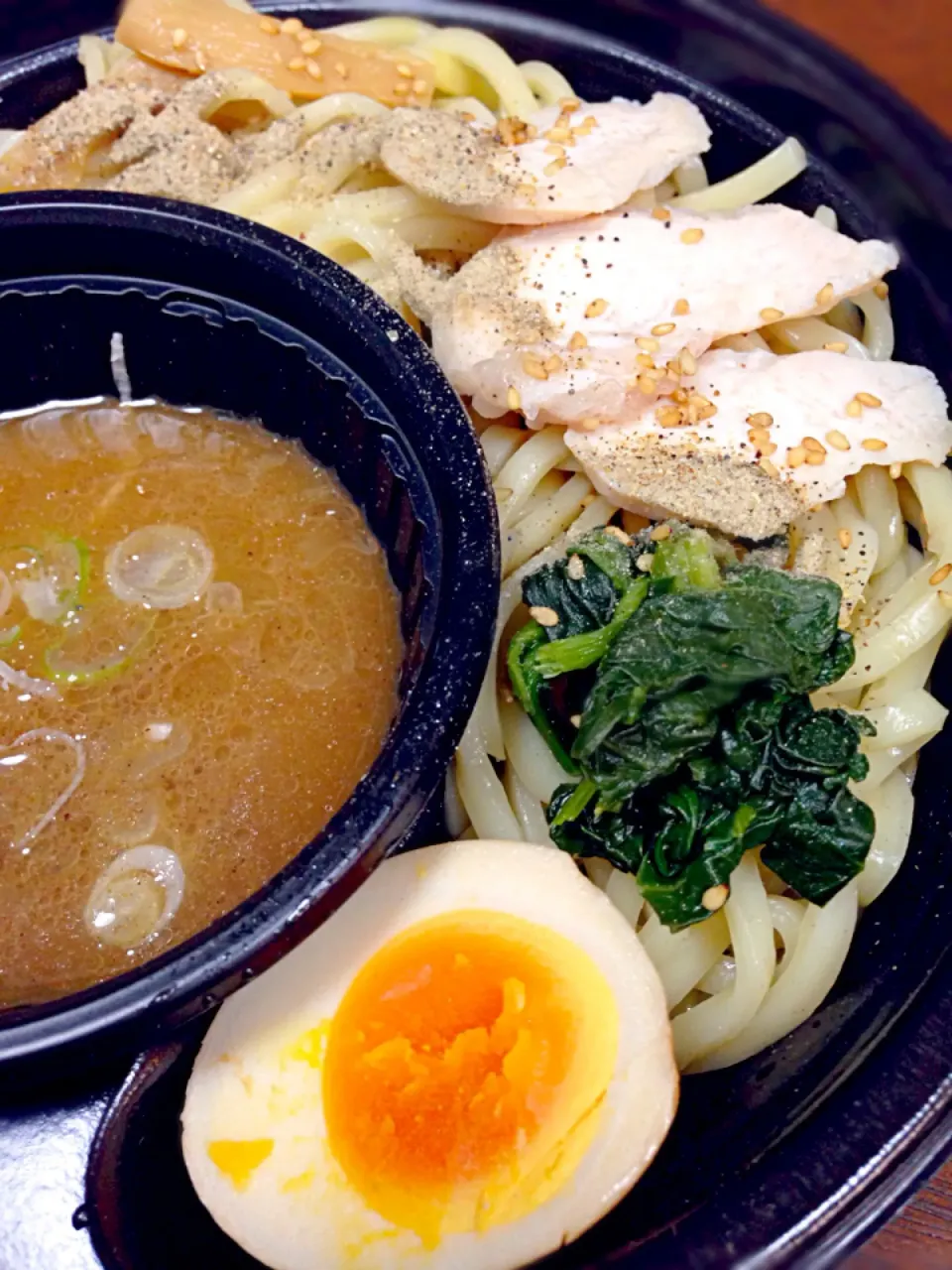 麺屋一燈監修 冷し煮干し醤油つけ麺|流線形さん