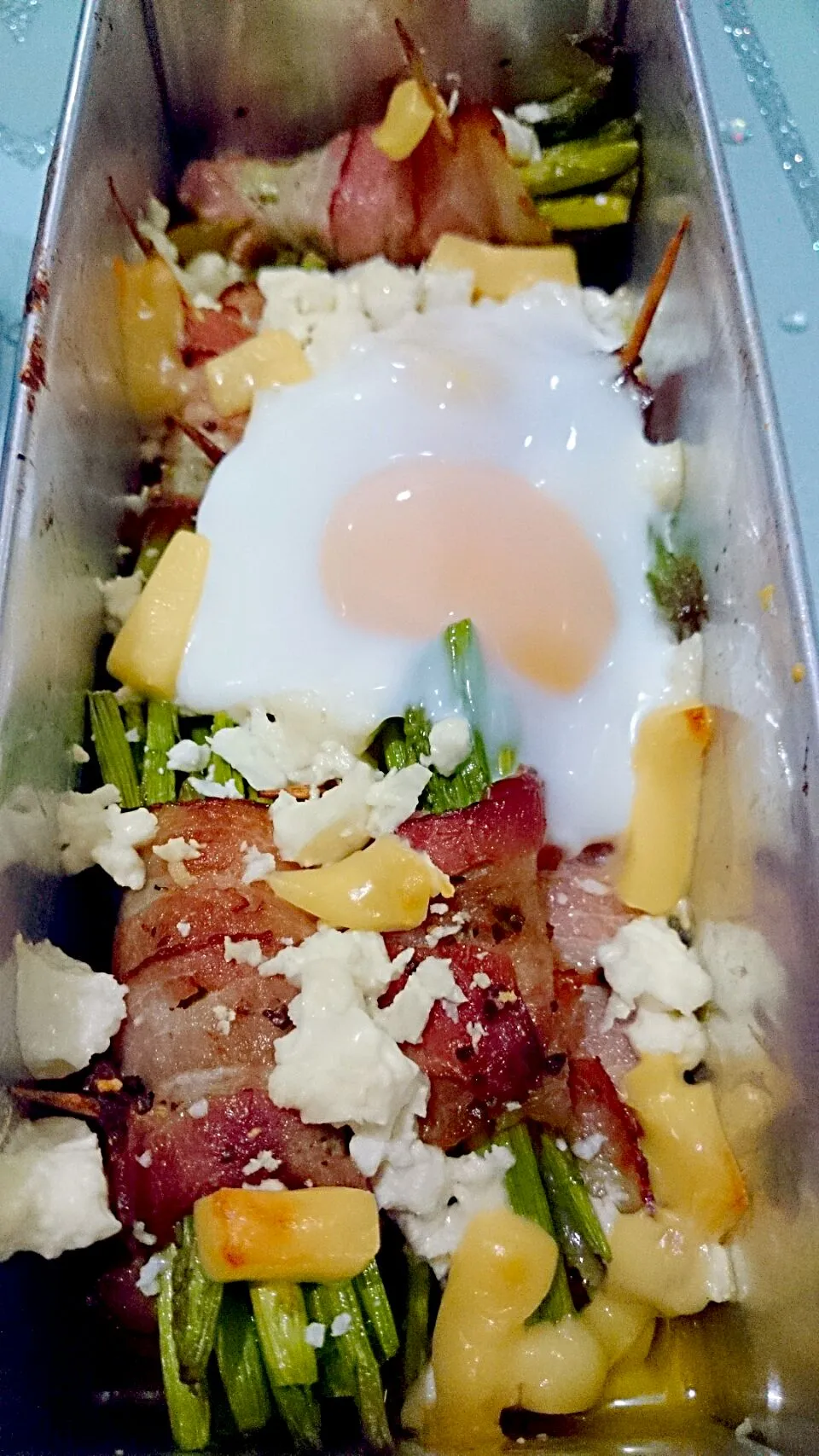 Asparagus bacon roll with feta cheese and egg|bonnieさん