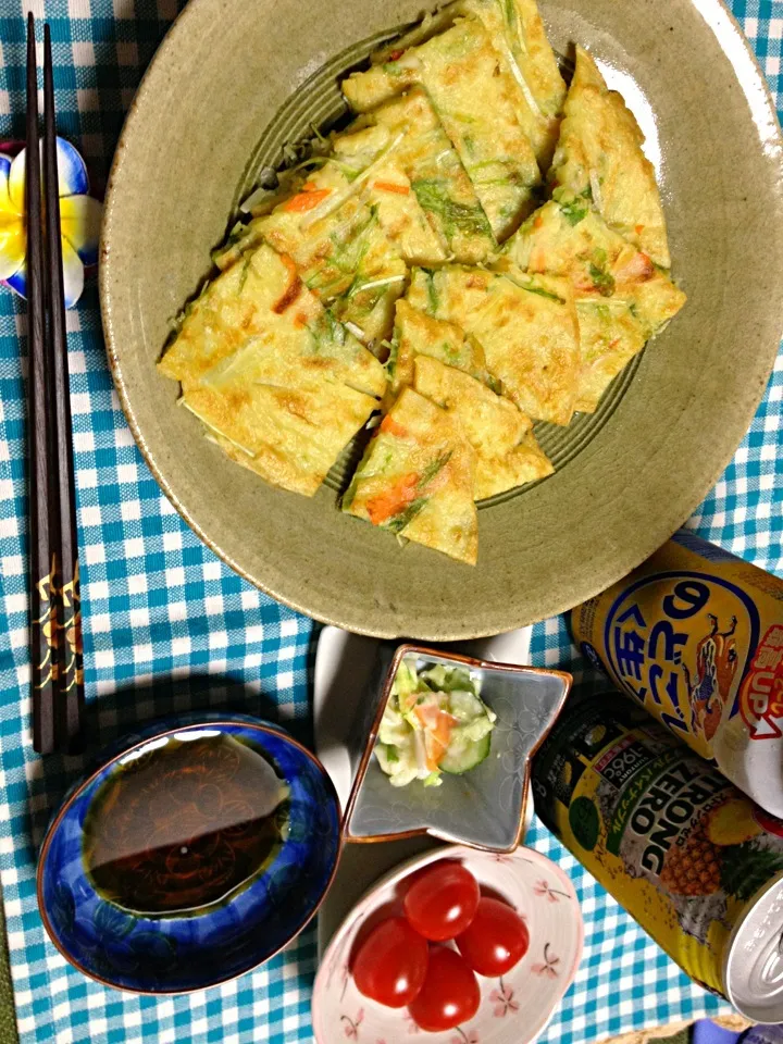 水菜と人参のチヂミ。今日も一日おつかれさま乾杯！|にくのめゆさん