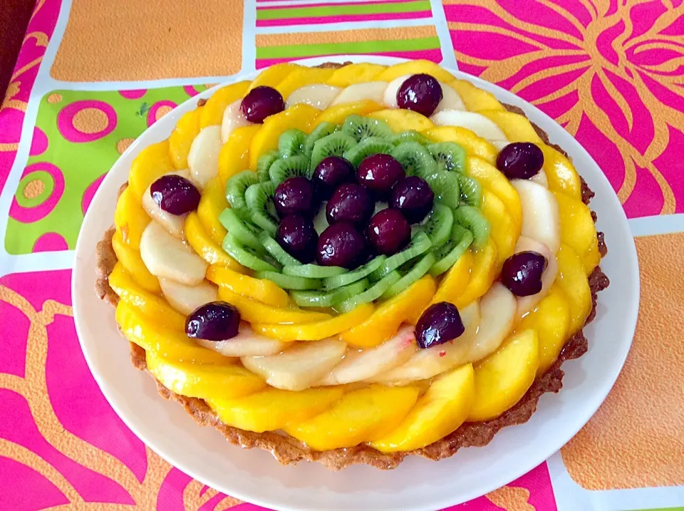 Snapdishの料理写真:Tarte aux fruits|dalilaさん