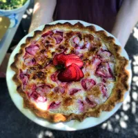 Strawberry Sour Cream Pie|Snootybeansさん