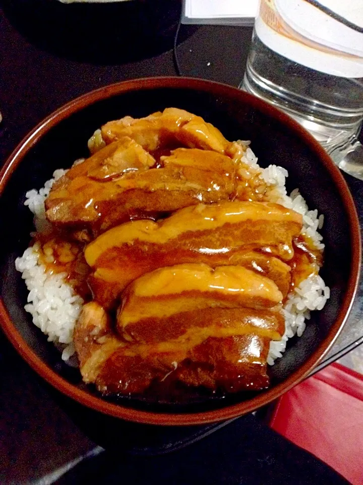 とろとろ豚角煮丼|福ちゃんさん