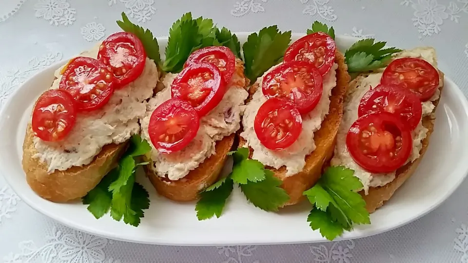 ChiX Pea Crostini|C_Lynneさん