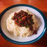 Snapdishの料理写真:肉味噌そうめん♥|きくたえさん