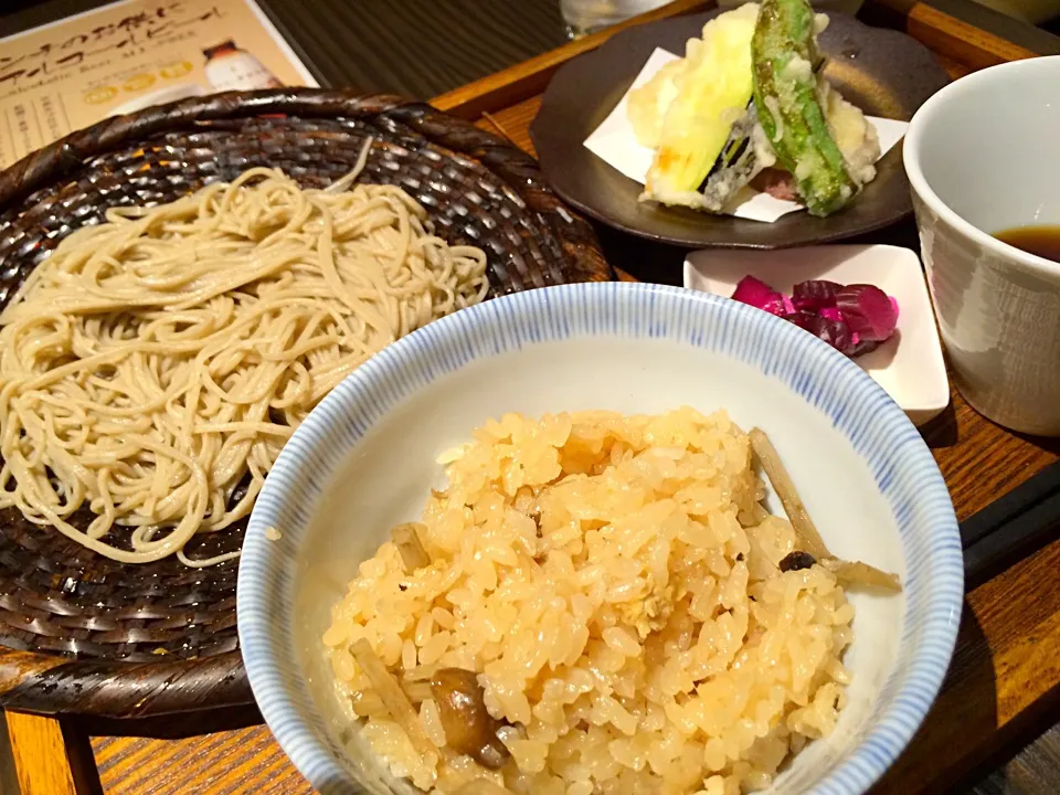 こないだ来れなかった蕎麦屋さんにランチで来てみた。|tsuyoshiさん